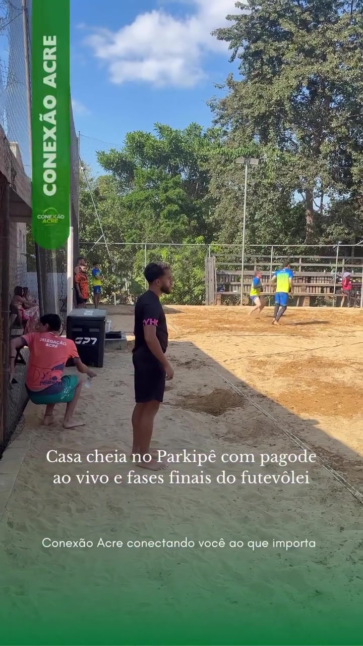 Casa cheia no Parkipê com pagode ao vivo e fases finais do futevôlei